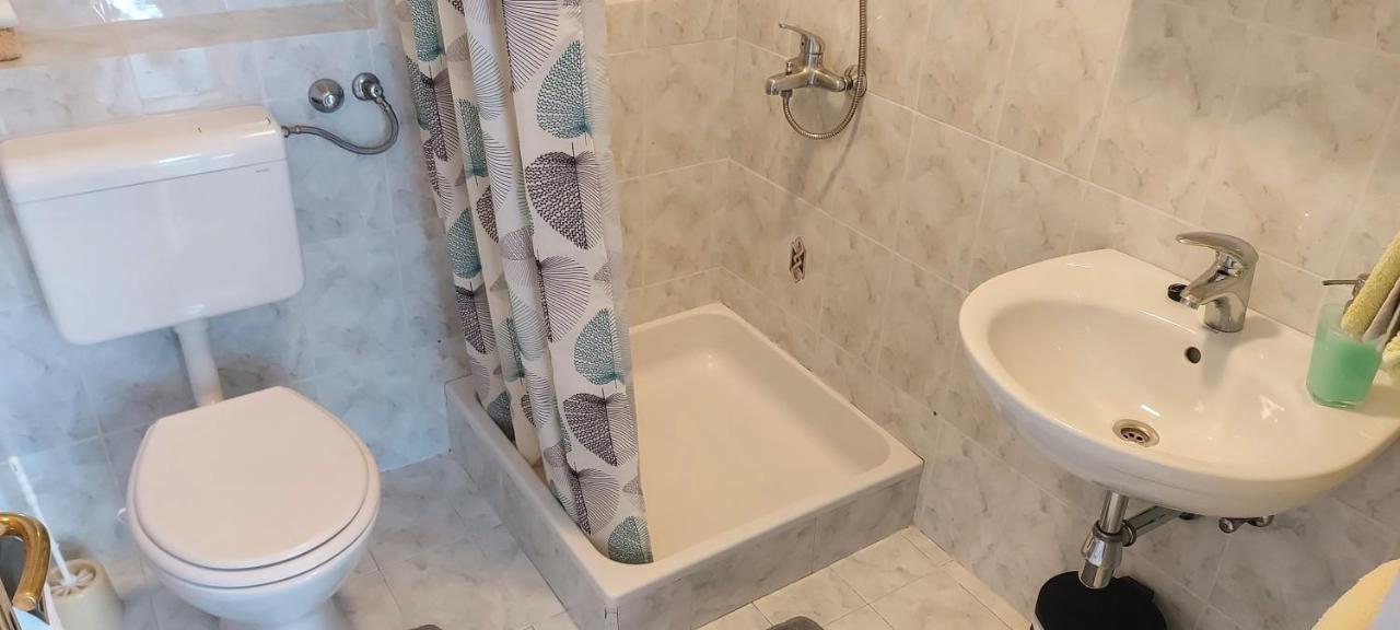 Apartmani Sladana Kampor Exteriér fotografie