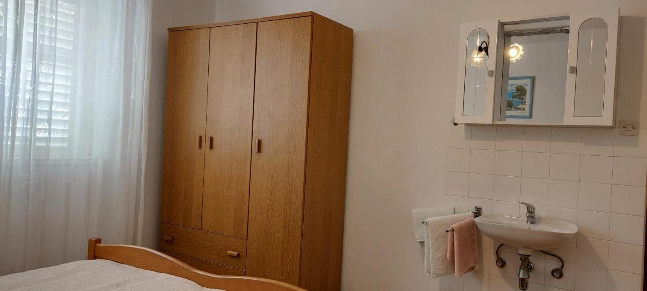 Apartmani Sladana Kampor Exteriér fotografie